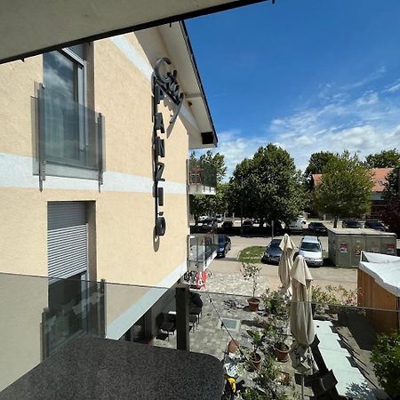 City Apartman ház Balatonlelle Exterior foto