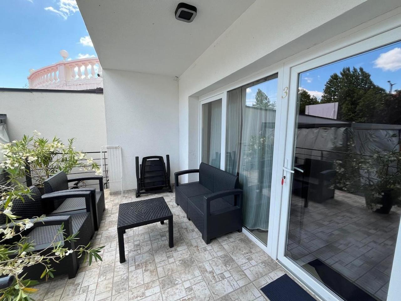 City Apartman ház Balatonlelle Exterior foto